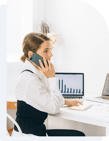 A women taking a phone call